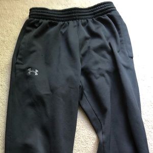 Under Armor Sweatpants, good condition!!